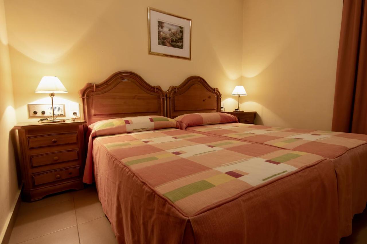 Pensio La Creu Hotell Esterri d'Àneu Eksteriør bilde