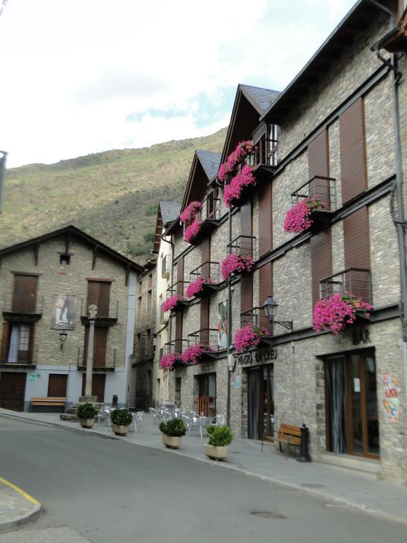 Pensio La Creu Hotell Esterri d'Àneu Eksteriør bilde