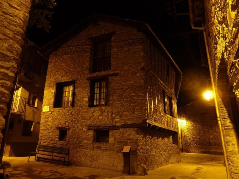 Pensio La Creu Hotell Esterri d'Àneu Eksteriør bilde